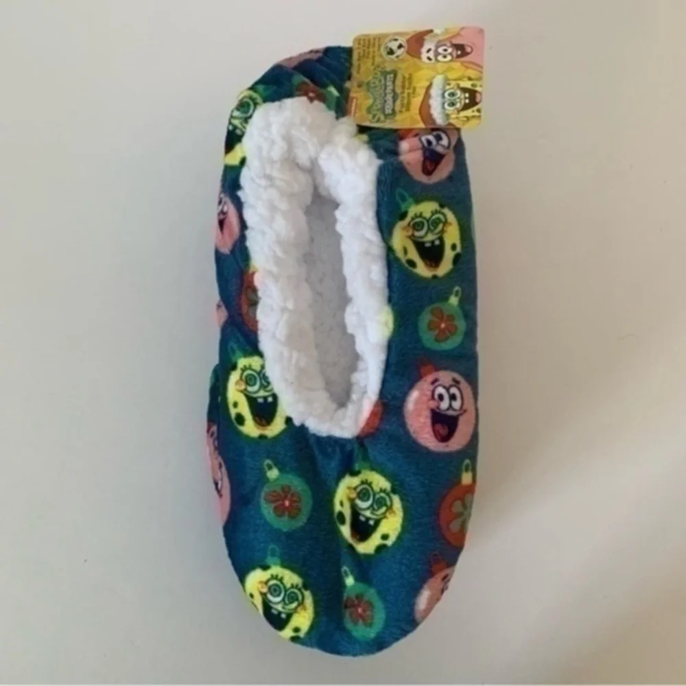 NWT. NICKELODEON Spongbob SquarePants Slipper Socks